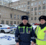 Автоинспекторы краевого центра помогли водителю потушить загоревшийся автомобиль - ГИБДД Пермского края