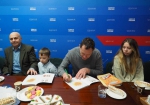 «Единая Россия» доставит детям Донбасса книгу пермского врача «Девочка и тигр»