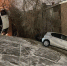 Во Владивостоке после ледяного дождя авто скатываются в кювет, а люди получают травмы - V-Kurse.Ru