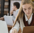 young-students-learning-together-group-study - Новый Компаньон