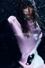 Российский бренд Befree выпустил коллекцию одежды с работами пермской художницы