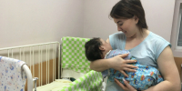 Больничная мама ребёнок младенец - Новый Компаньон