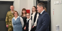 Семья росгвардейца приняла участие в открытии нового корпуса Гамовской школы Пермского края - Росгвардия