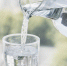 jar-filling-glass-water - Новый Компаньон