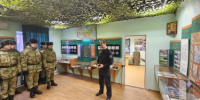 Сотрудники ОМОН «Парма» провели урок мужества для курсантов Пермского военного института Росгвардии - Росгвардия
