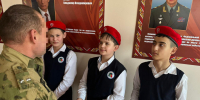 Юнармейцы посетили СОБР «Стрелец» Управления Росгвардии по Пермскому краю - Росгвардия