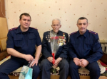 В Перми сотрудники следственного управления СК России по Пермскому краю поздравили героя Великой Отечественной войны Виталия Андреевича Шитова со 100-летним юбилеем