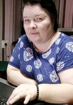 СУДЬБЫ ЕЁ ПРОСТОЕ ПОЛОТНО