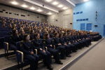 Курсантов-девушек поздравили с Международным женским днем
