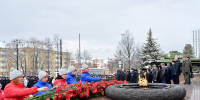 Пермяки почтили память Уральского добровольческого танкового корпуса - V-Kurse.Ru