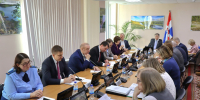 Игорь Сапко продолжает рабочие встречи с депутатами краевого парламента - Уполномоченный по правам человека