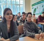 Студенты инженерных специальностей университета познакомились с особенностями использования комплексов машин компании «KRONE» для заготовки высококачественных кормов из трав для увеличения продуктивности животных