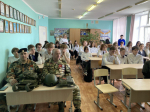 Ветеран Росгвардии провел урок мужества для школьников