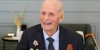 100-летний пермский ветеран приехал в Москву на парад Победы - Ветта