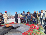 Сотрудники и ветераны ИК-1 ГУФСИН России по Пермскому краю приняли участие в торжественных мероприятиях у Мемориала погибшим воинам