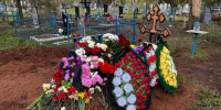 Погибшую в пермском кафе девушку похоронили в белоснежном платье невесты - Комсомольская Правда