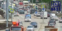 На шоссе Космонавтов в Перми образовалась пробка из-за ДТП - V-Kurse.Ru