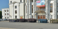 Врио начальника Управления Росгвардии по Пермскому краю принял участие в торжественном разводе личного состава правоохранителей Прикамья - Росгвардия