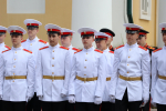 Выпускникам Пермского суворовского военного училища вручили аттестаты и нагрудные знаки об окончании образовательного учреждения