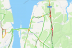 Пермяки стоят в шестикилометровой дорожной пробке перед Чусовским мостом