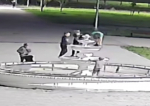 Вандалы сломали фонтан и освещение в Городском парке Березников