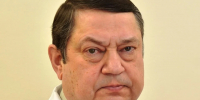 Руслан Кулаков завершает 40-летнюю работу в Березниковской больнице - Комсомольская Правда