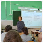 Занятия в агроклассе школы Агробизнестехнологий