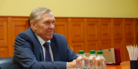 Владимир Ломаев - Новый Компаньон