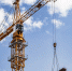 construction-site-with-crane-building - Новый Компаньон