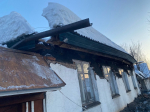 В Кунгуре у многоквартирного дома рухнула крыша