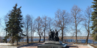 Пермь весна сквер Решетникова - Новый Компаньон