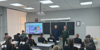 В Перми офицер краевого ведомства провел для учащихся школы профилактические уроки - Следственный комитет