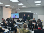 В Перми офицер краевого ведомства провел для учащихся школы профилактические уроки