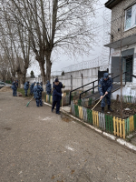 Сотрудники пермских учреждений ГУФСИН России по Пермскому краю приняли участие в субботниках в рамках Всероссийской акции «Мы за чистоту»