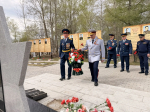 Начальник ГУФСИН России по Пермскому краю Леонид Мустайкин посетил воинские захоронения в Соликамске