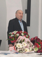 Поздравляем заведующего кафедрой гуманитарных и прикладных дисциплин, доктора психологических наук, профессора Леонида Яковлевича Дорфмана с юбилеем!