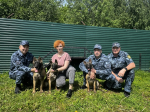 Из племенного питомника Пермского института ФСИН России в УФСИН России по Республике Карелия отправились три щенка бельгийской овчарки (малинуа)