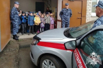Сотрудники Росгвардии провели «Урок безопасности» для воспитанников детского сада в Пермском крае