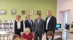 п